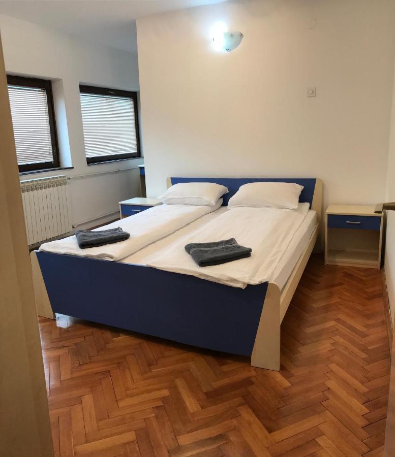 Apartmani Kosuta Tjentiste Esterno foto