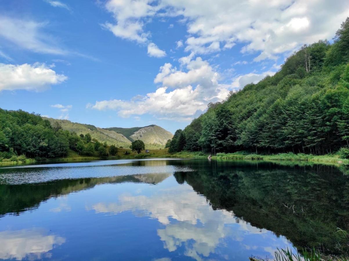 Apartmani Kosuta Tjentiste Esterno foto