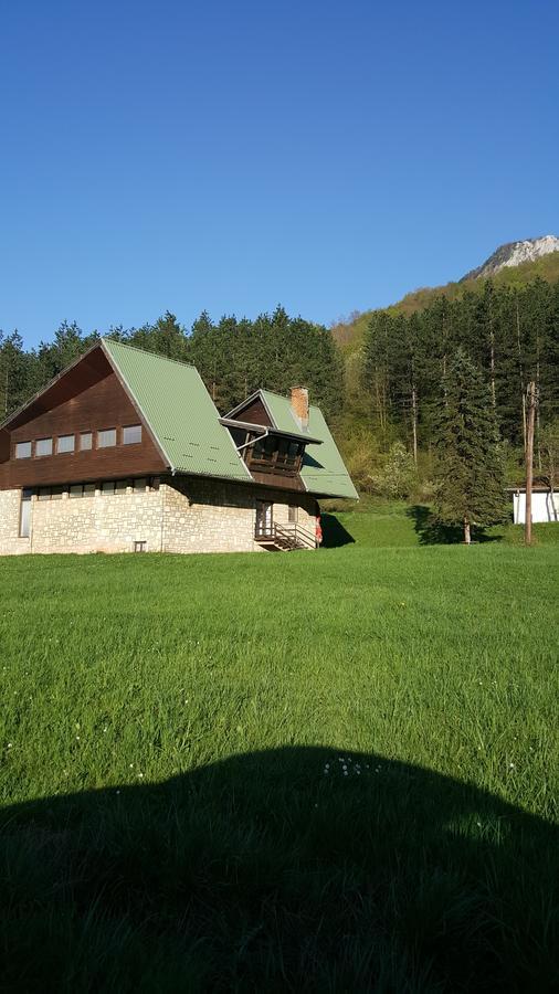 Apartmani Kosuta Tjentiste Esterno foto